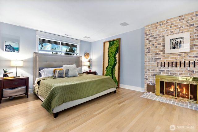 25210 SE 159th Street, Issaquah, WA 98027