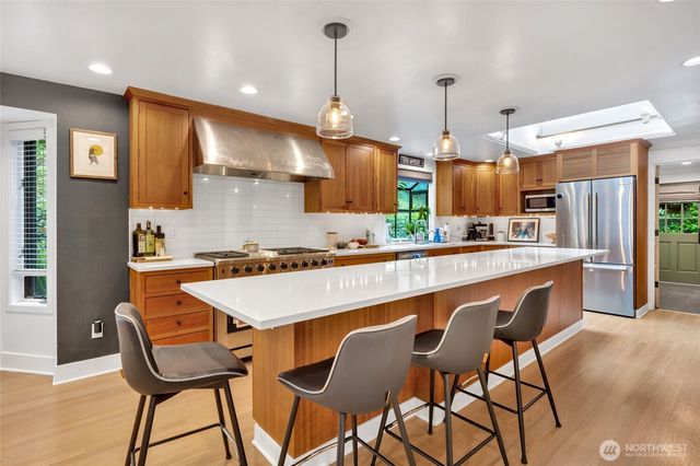 25210 SE 159th Street, Issaquah, WA 98027