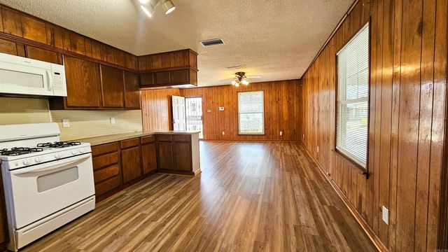 9727 Lanehart Road, Little Rock, AR 72204