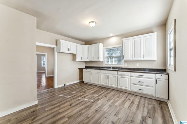 1601 2ND COURT W, Birmingham, AL 35208