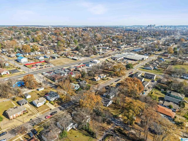 1601 2ND COURT W, Birmingham, AL 35208