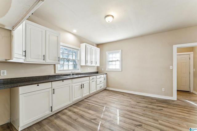 1601 2ND COURT W, Birmingham, AL 35208