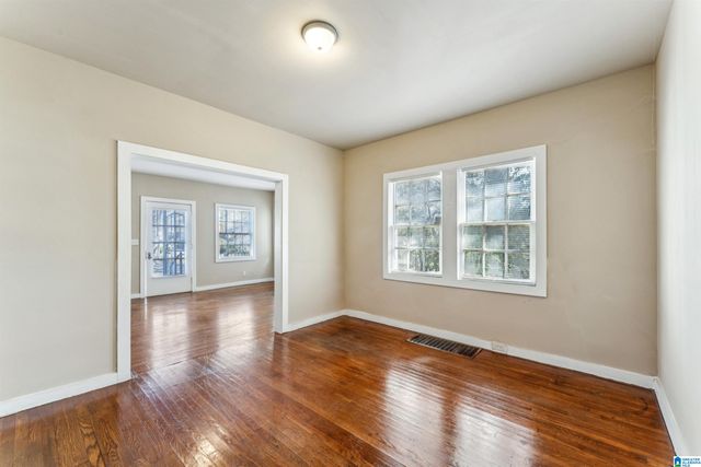 1601 2ND COURT W, Birmingham, AL 35208