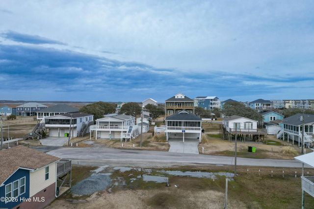 7026 7th Street, Surf City, NC 28445