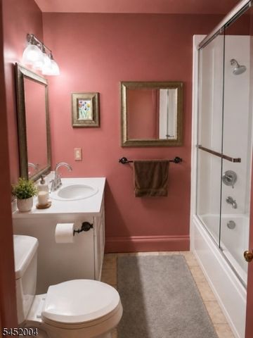 72 W Lake Shore Dr, Rockaway Twp., NJ 07866