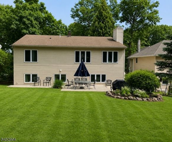 72 W Lake Shore Dr, Rockaway Twp., NJ 07866