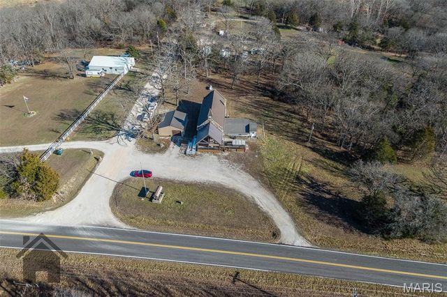 27970 Highway N, Lebanon, MO 65536