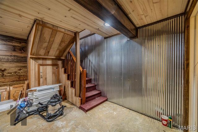 27970 Highway N, Lebanon, MO 65536