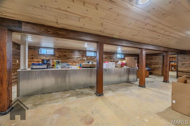 27970 Highway N, Lebanon, MO 65536