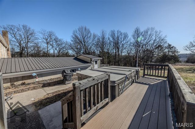 27970 Highway N, Lebanon, MO 65536