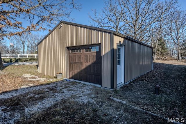 27970 Highway N, Lebanon, MO 65536