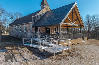 27970 Highway N, Lebanon, MO 65536