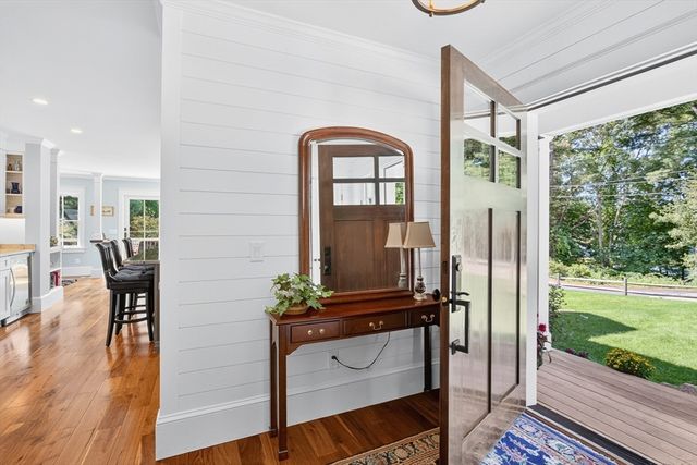 105 Bay Road, Barnstable, MA 02635