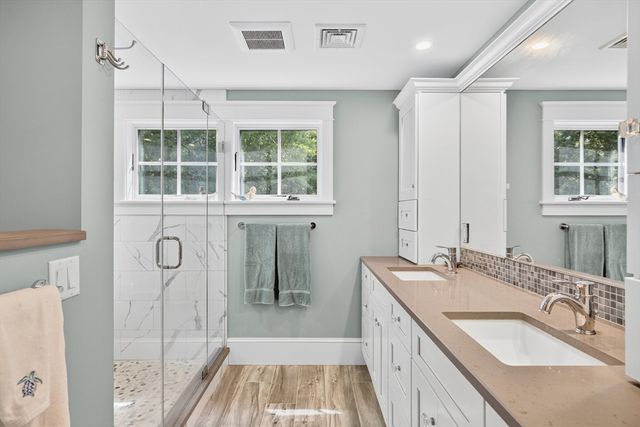 105 Bay Road, Barnstable, MA 02635
