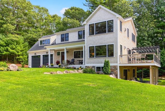 105 Bay Road, Barnstable, MA 02635