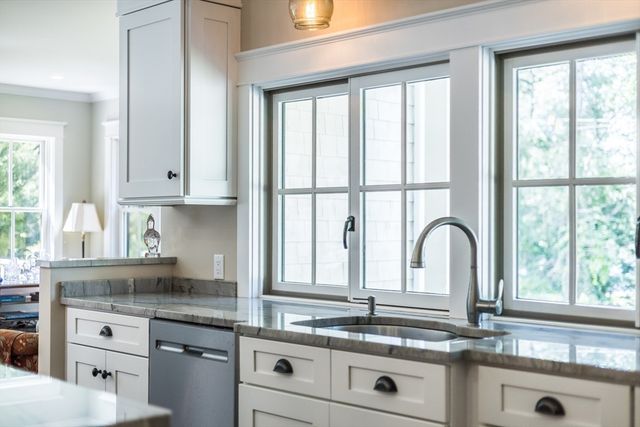 105 Bay Road, Barnstable, MA 02635