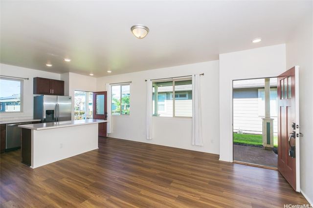 91-1016 Huaulaula Loop, Ewa Beach, HI 96706