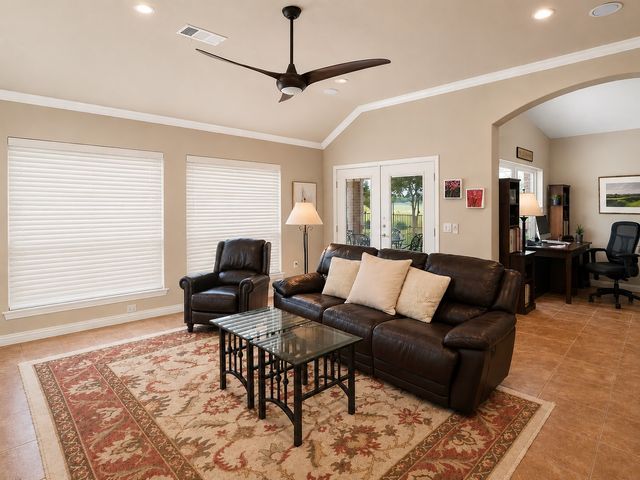 11112 Southerland Drive, Denton, TX 76207