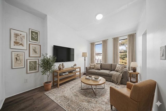 1207 HANCOCK Street, New York City, NY 11221