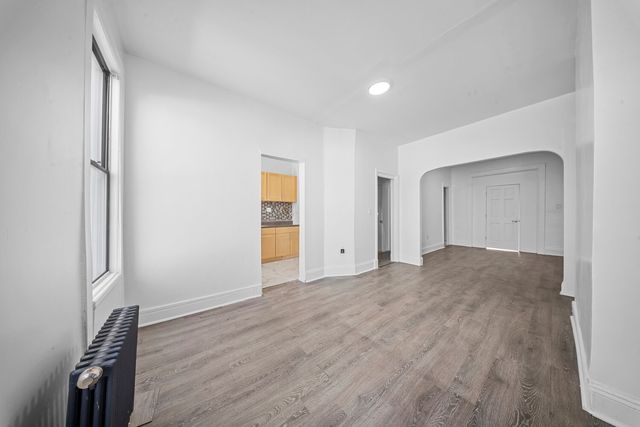 1207 HANCOCK Street, New York City, NY 11221