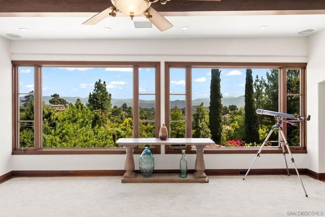 10135 Hermosa Way, La Mesa, CA 91941