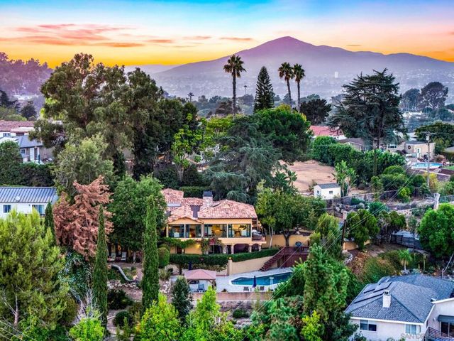 10135 Hermosa Way, La Mesa, CA 91941