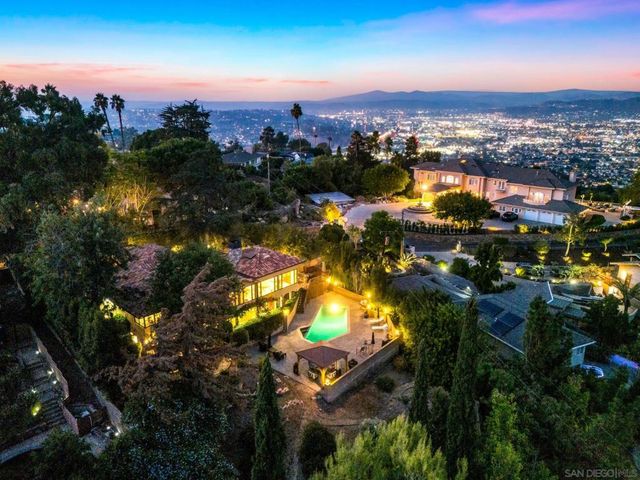 10135 Hermosa Way, La Mesa, CA 91941