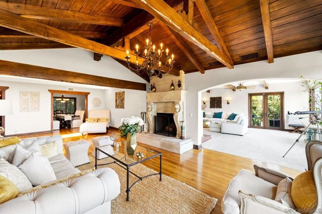 10135 Hermosa Way, La Mesa, CA 91941