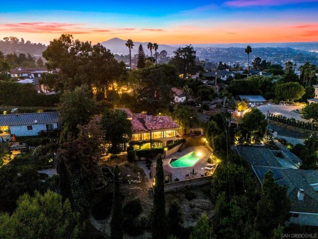 10135 Hermosa Way, La Mesa, CA 91941