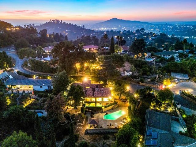 10135 Hermosa Way, La Mesa, CA 91941