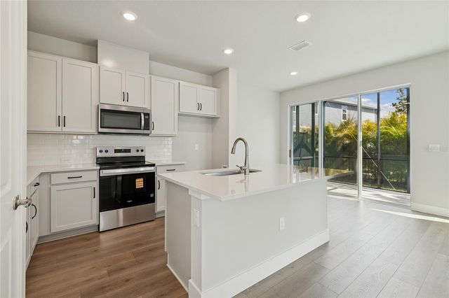 10716 OAK BEND DRIVE, Parrish, FL 34219