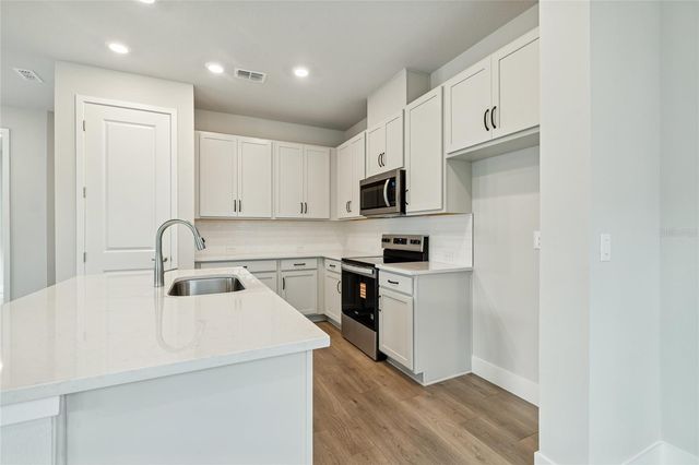 10716 OAK BEND DRIVE, Parrish, FL 34219