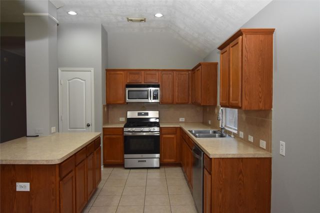 9518 Brackenton Crest Drive, Spring, TX 77379