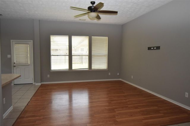 9518 Brackenton Crest Drive, Spring, TX 77379