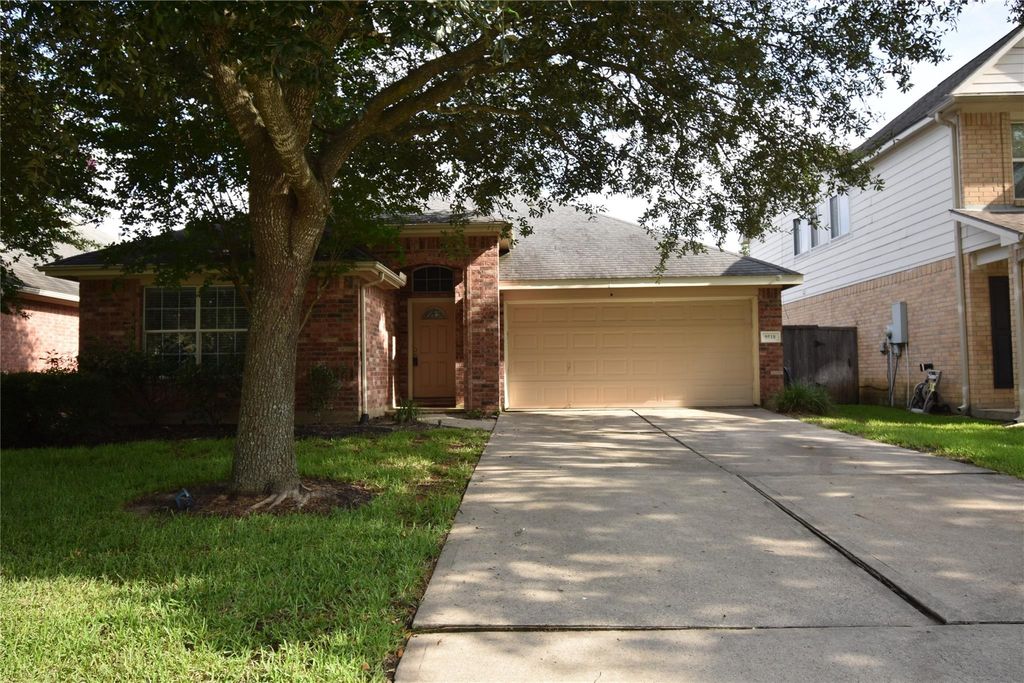 9518 Brackenton Crest Drive, Spring, TX 77379