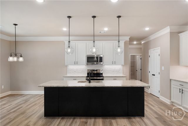 37 Hometown Court, Jefferson, GA 30549