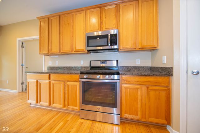 10539 Saddlestone Drive, Fishers, IN 46040