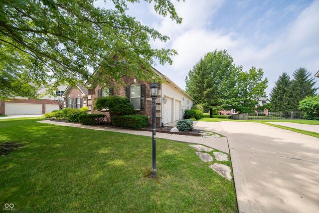 10539 Saddlestone Drive, Fishers, IN 46040