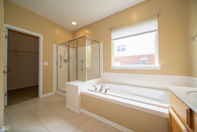 10539 Saddlestone Drive, Fishers, IN 46040