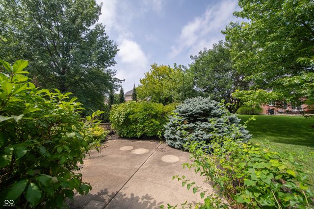 10539 Saddlestone Drive, Fishers, IN 46040