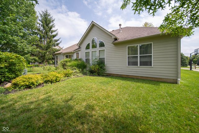 10539 Saddlestone Drive, Fishers, IN 46040