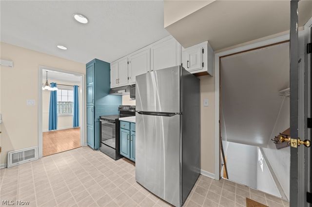 2644 Sylvan Road, Cuyahoga Falls, OH 44221