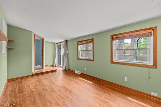 2644 Sylvan Road, Cuyahoga Falls, OH 44221