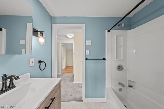 2644 Sylvan Road, Cuyahoga Falls, OH 44221