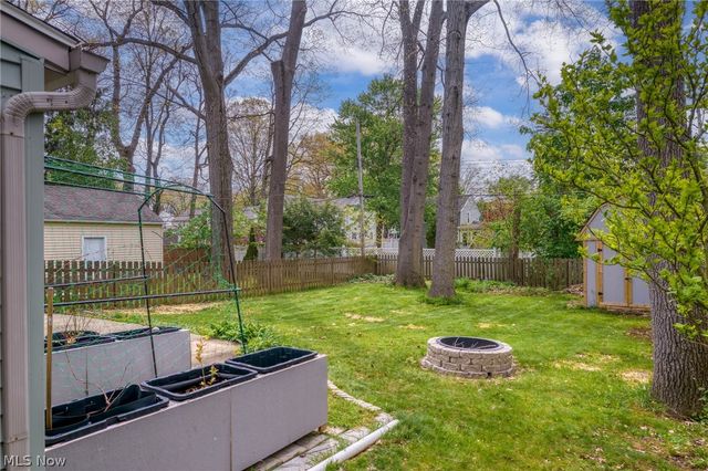 2644 Sylvan Road, Cuyahoga Falls, OH 44221