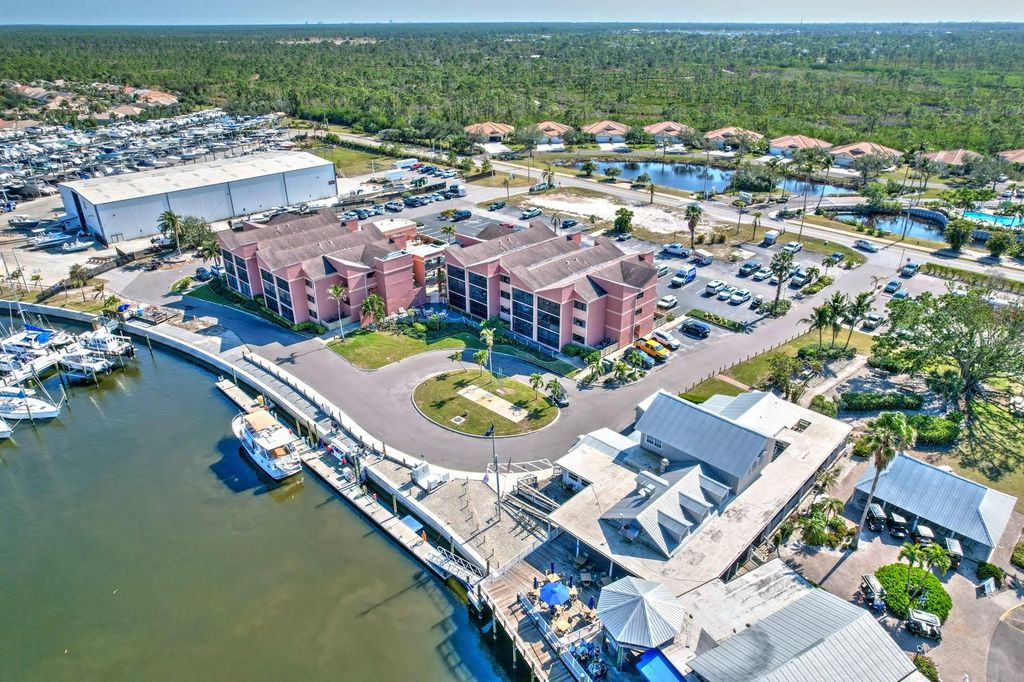 3170 MATECUMBE KEY ROAD 112, Punta Gorda, FL 33955