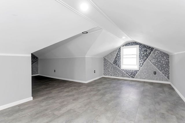 49 Bennett St, Chicopee, MA 01013
