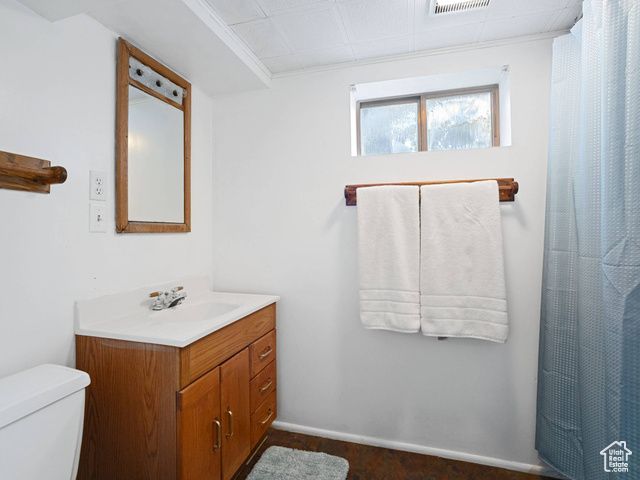 35 N MOUNTAIN RD, Fruit Heights, UT 84037