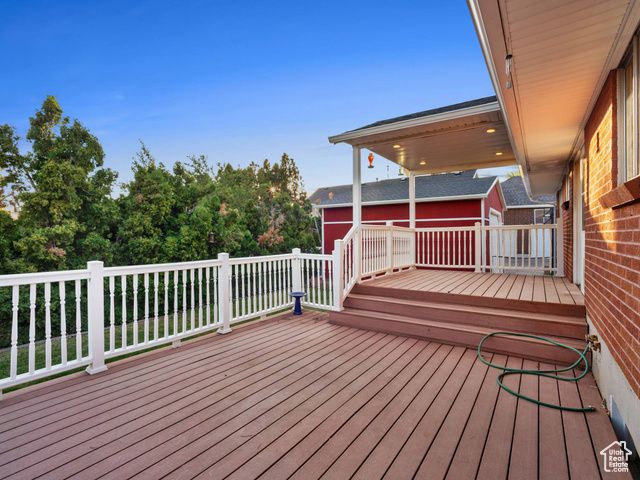 35 N MOUNTAIN RD, Fruit Heights, UT 84037