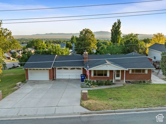 35 N MOUNTAIN RD, Fruit Heights, UT 84037